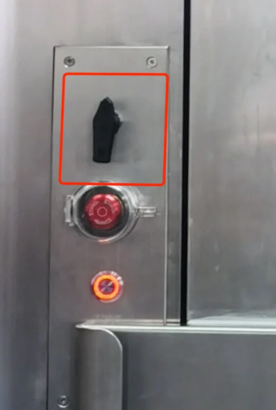 Pneumatic Seal APR Doors Pneumatic Seal APR Doors | Pneumatic Seal APR Doors 4