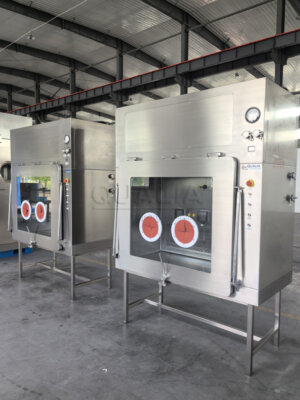 Introducing Our Custom-Designed Dry Isolation Weighing Chamber for European Clients | QUALIA Dry Isolation Weighing Chamber 1